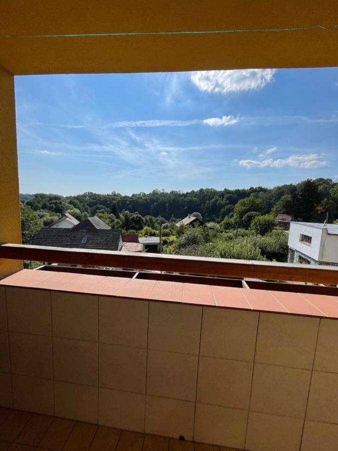 Maxovo Kralovstvi Lägenhet Rovensko pod Troskami Exteriör bild